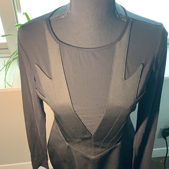 Ark & co sheer sleeve, open back black dress - Picture 2 of 3
